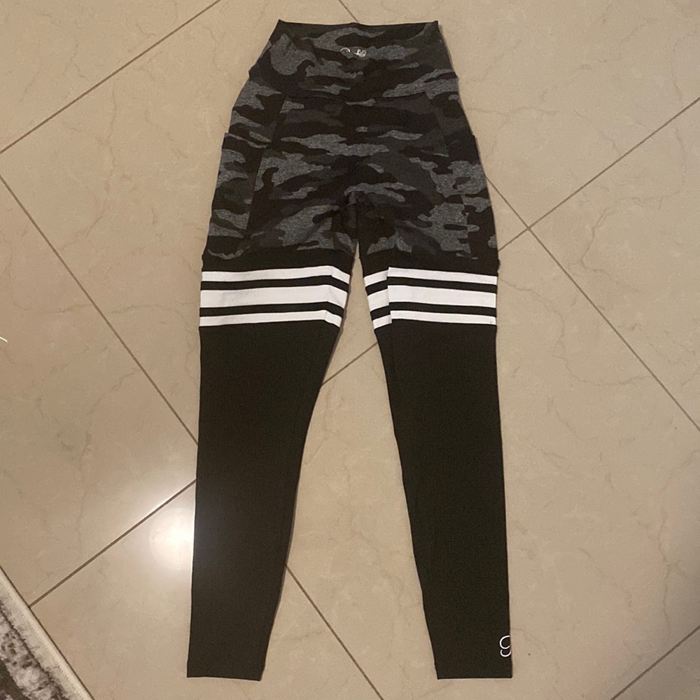 Bombshell leggings